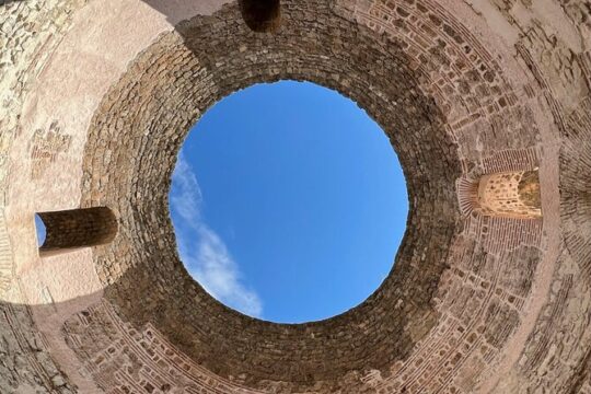 Split Private Walking Tour for Families with kids from 5-17 years
