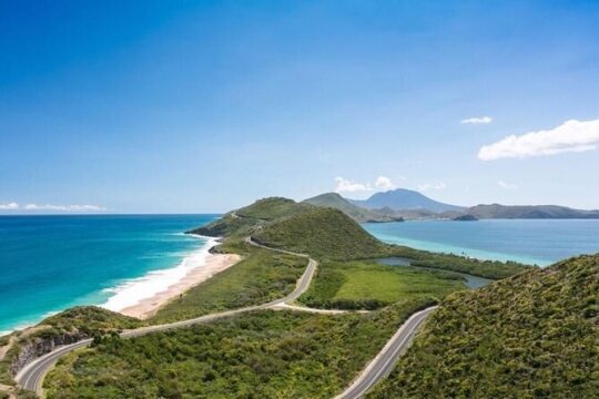 Private Airport Transfers to Park Hyatt & water taxi