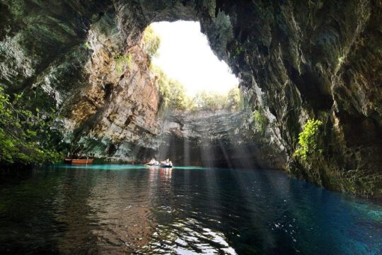 Kefalonia in a day: Full-Day Private Sightseeing Tour