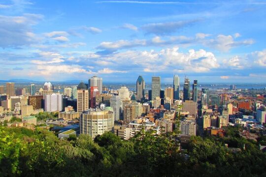 Montreal Private Tour: Highlights & Hidden Gems with a local