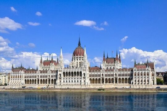 Grand Budapest Private Driving Tour
