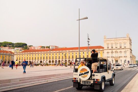 Lisbon Retrospective: Daily Tour with Food & Drinks tasting