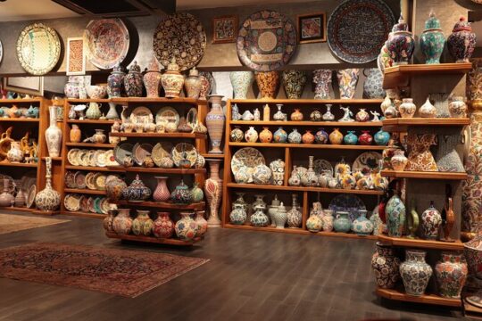 Private Shopping in Grandbazaar & Spicebazaar Istanbul with Local