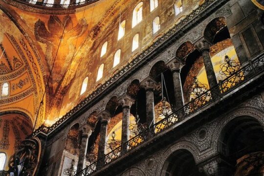 Small Group Istanbul In A Day & Skip The Line At Hagia Sophia & Topkapı Palace
