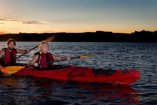 Lake Rotoiti Evening Kayak Tour including Hot Springs, Glowworm Caves and BBQ Dinner