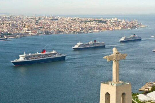 Tour Discover the Amazing Best Views of Lisbon with local Guide