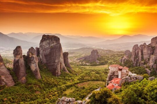 Mercedes Private Tour Meteora - Thermopylae