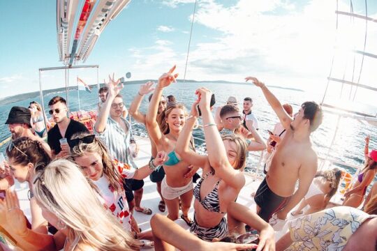 Boat Party Split