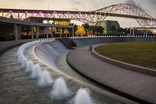 Self Guided Scavenger Hunt: Sparkling City by the Sea