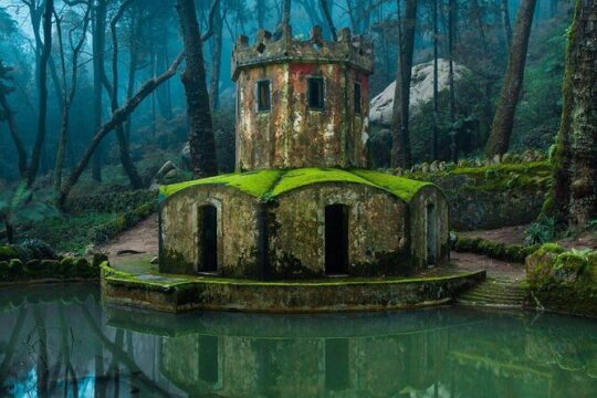 Sintra Mountain tour, with Tickets Pena Palace & Moorish Castle