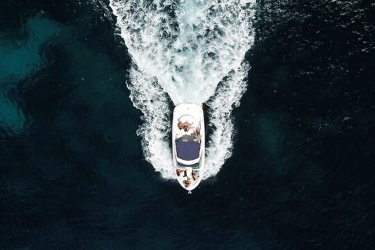 Private 7-hour boat ride from Sant Antoni de Portmany