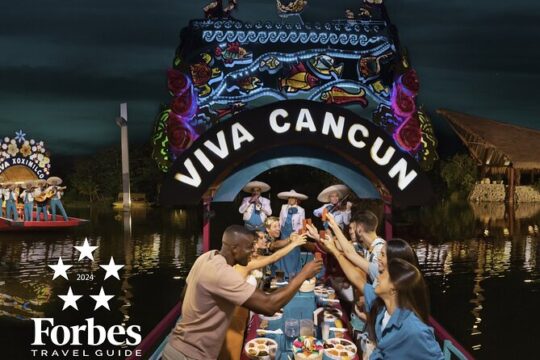 Xochimilco Park Dinner Cruise with Open-Bar and Transportation