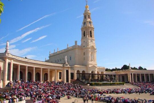 Private Tour to Fatima Nazare and Obidos Full Day