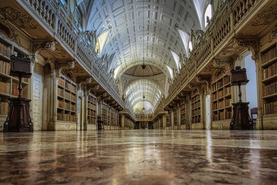 Private Tour to Discover Rural Lisbon: Queluz, Mafra and Ericeira