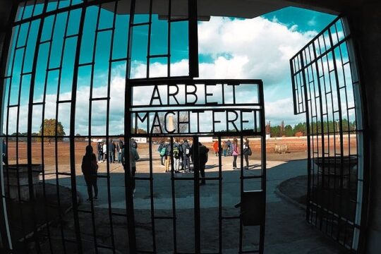 Private tour 5-hour to Sachsenhausen from Berlin with hotel pick up