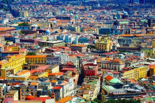 Door-to-door private local driver from Atrani to Naples