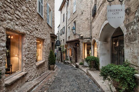 Cannes, Antibes & St Paul de Vence Half Day Shared Tour from Nice