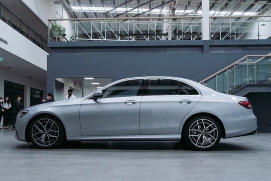 From Heathrow Airport to London City Private Return Trip Transfer