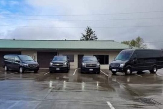 SEATTLE AIRPORT TRANSPORTATION in SUV
