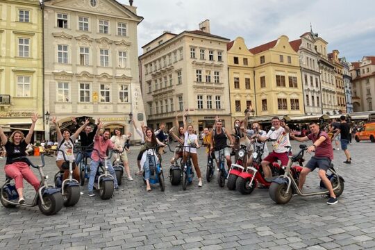 Guided sightseeing e-scooter tour of Prague: 2 hours