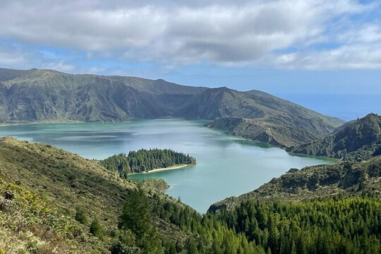 Sete Cidades and Lagoa do Fogo Volcanic Lakes Guided Tour