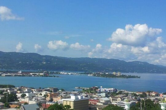 Falmouth Shore Excursion: Private Montego Bay City Tour