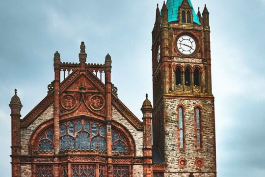 Derry and Hillsborough Castle in Spanish