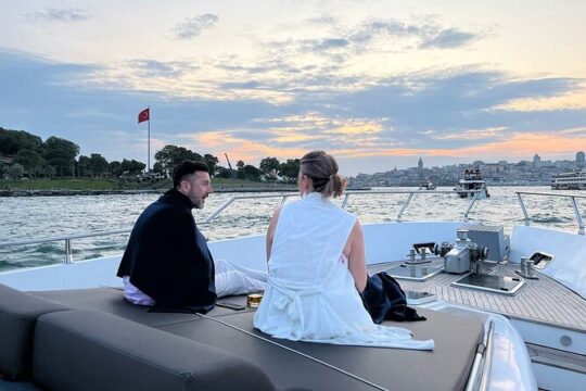 Guided Bosphorus Cruise with Luxury Yacht