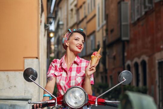 3 hours private Photoshoot in Rome with Local Photographer
