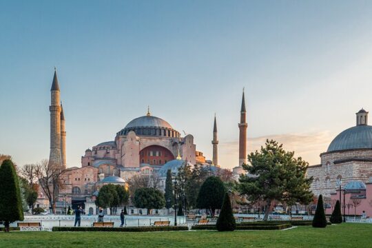 Mosques of Istanbul with Hagia Sophia skip-the-line assistance