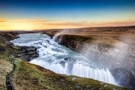 Golden Circle Private Tour by Van with PRO Photos