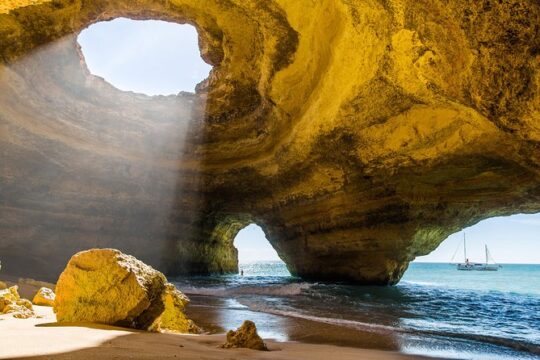 Private Tour Algarve From Lisbon To Portimão and Lagos