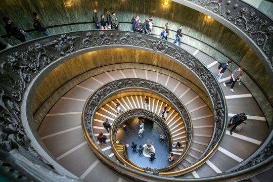 Rome 2-Day Sightseeing Tour with Trevi Fountain, Colosseum & More