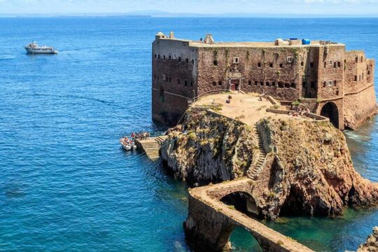 Nazaré, Peniche & Óbidos