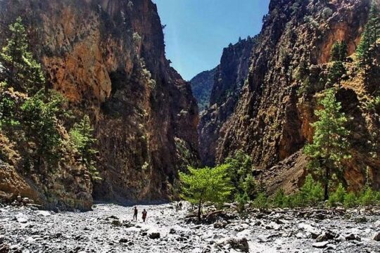 Samaria Gorge Trek: Full-Day Excursion from Rethymno
