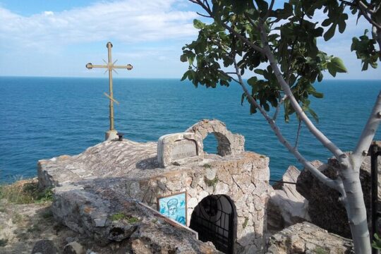 Full-Day Private Sightseeing Tour to the North of Varna