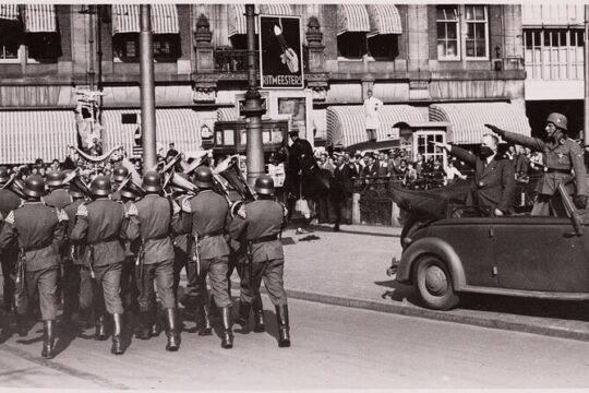 Amsterdam: World War II Private Walking Tour