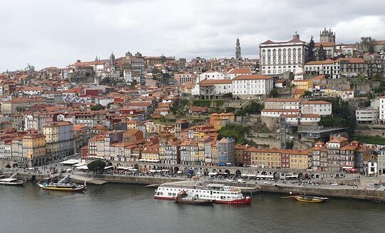Private Tour Full Day Fátima - Porto - Óbidos - from Lisbon