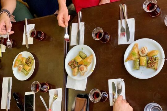 Local Food, History and Hidden Places Walking Tour in Istanbul