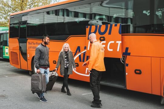 Airport Transfer in Iceland from Keflavik Airport to Reykjavik City one way