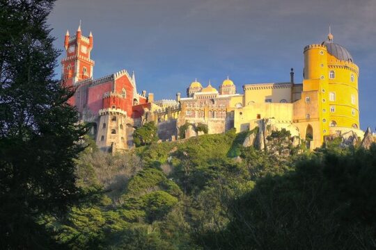Sintra & Cascais Private Tour from Lisbon + Dinosaur footprints on the beach!