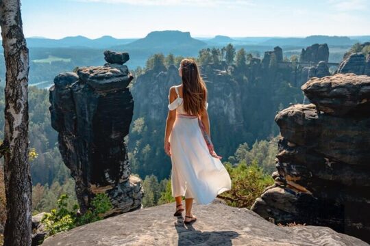 The Best of Bohemia & Saxon Switzerland Day Tour from Prague