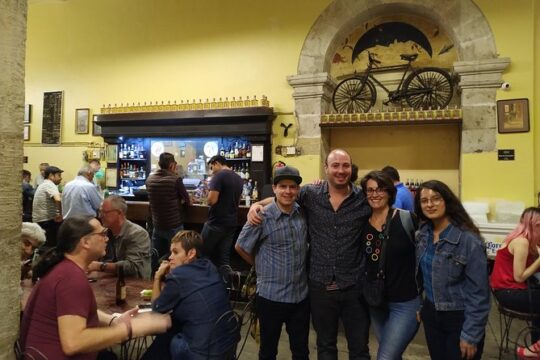Bar Crawl in Guadalajara downtown