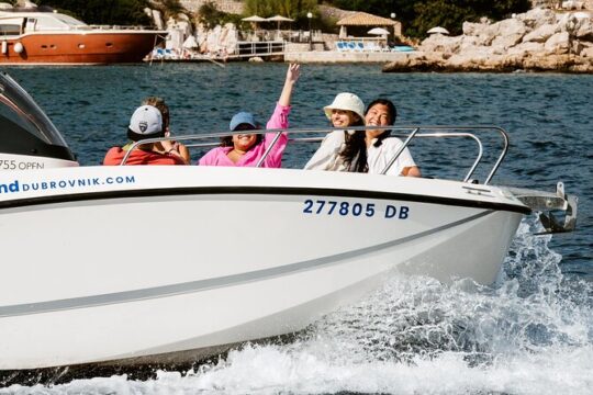 Dubrovnik: Private 2-Hour Swim, Snorkel & Cave Tour