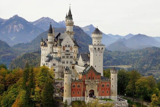 Skip-the-Line Neuschwanstein Castle Tour from Munich