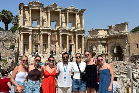 Istanbul to Ephesus Guided Full Day Tour with Flight and Lunch