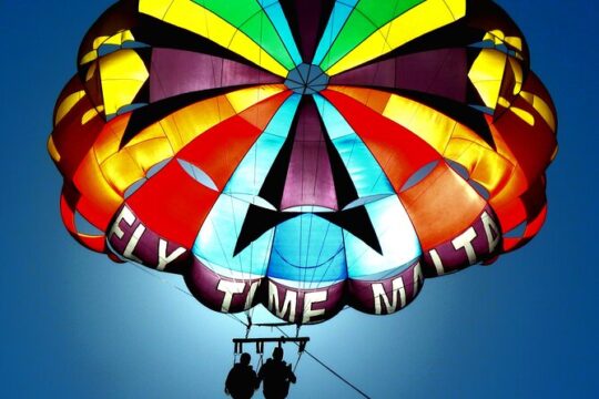 Parasailing in Malta