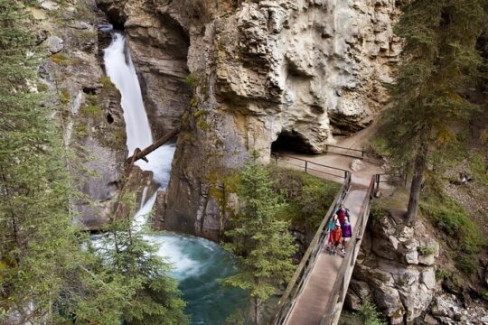 4 Day Banff Yoho Jasper Three National Parks Guided Tour