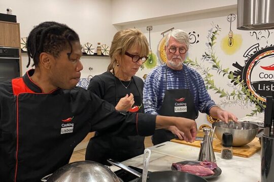 Lisbon Portuguese Cooking Class with 3-Course Dinner