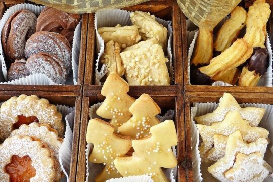 Bolzano Street Food Tour & Christmas Market Small-Group